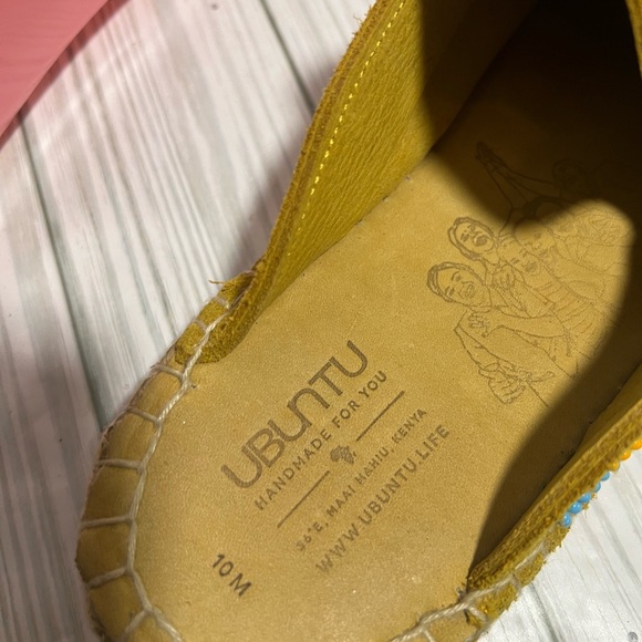 Ubuntu Women’s~Lamu mustard yellow Mules~size 10 - Picture 8 of 9